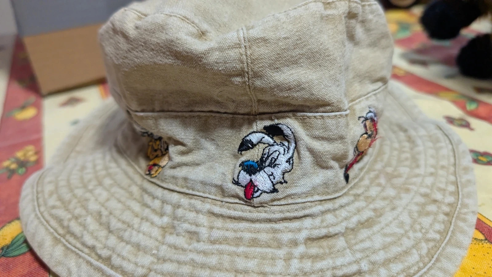 Asterix and Obelix vintage embroidered cotton bob hat size 54 – photo 10